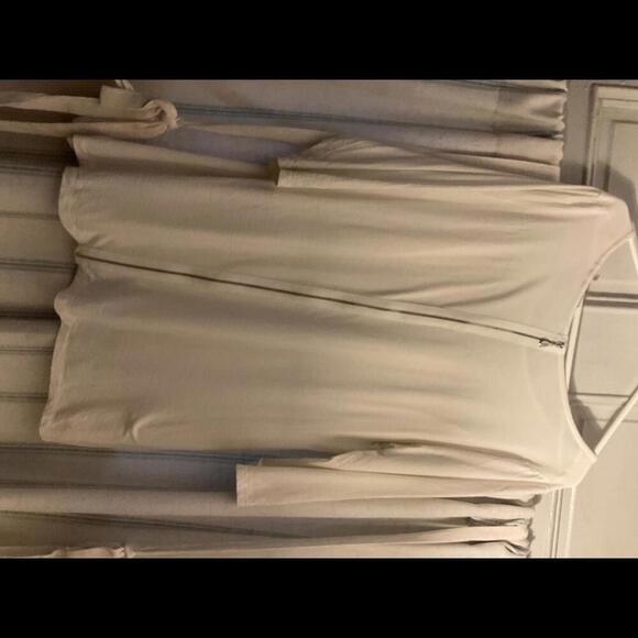 Soft Surroundings Cream tunic with Zipper Back Large - Picture 5 of 7